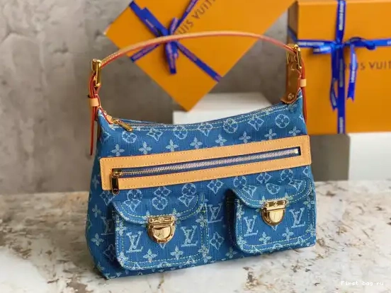 First bag ru VUITTON LOUIS VINTAGE DENIM 0522
